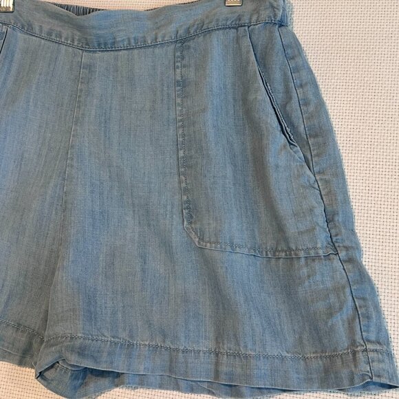 Japna Chambray Viscose Lightweight Pull On Elastic Waist Shorts Pockets Medium - Picture 3 of 7